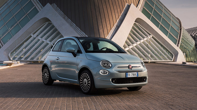 Κάτω από 12.000 ευρώ η τιμή του υβριδικού Fiat 500